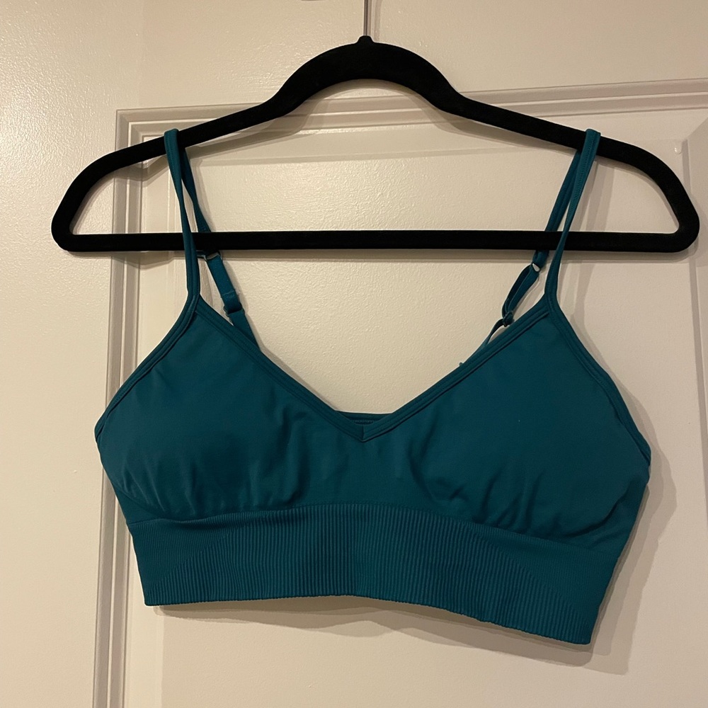 Lululemon Ebb to street bra jade 10